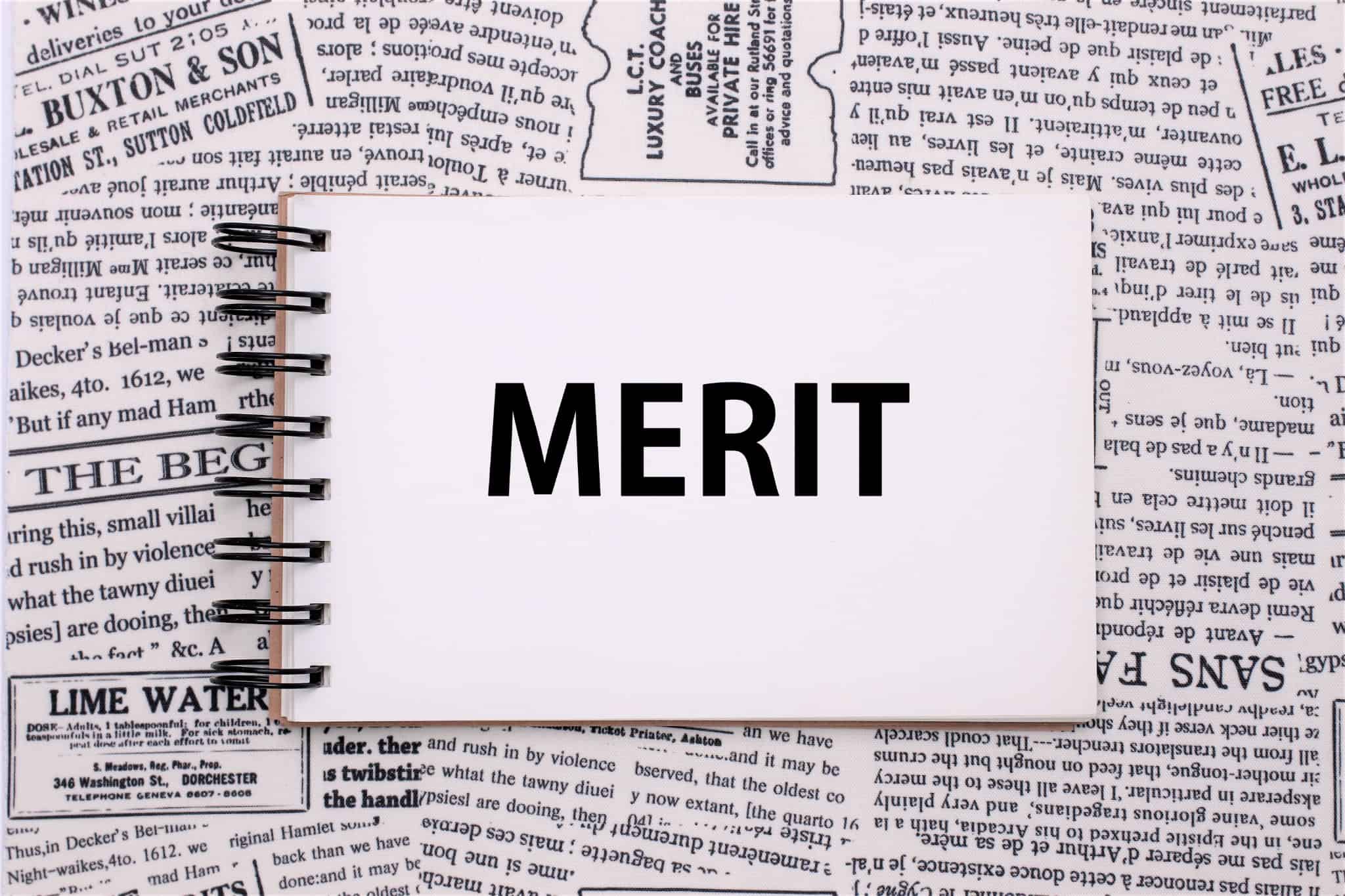 全部の歯をインプラントにするメリットを説明するイメージ